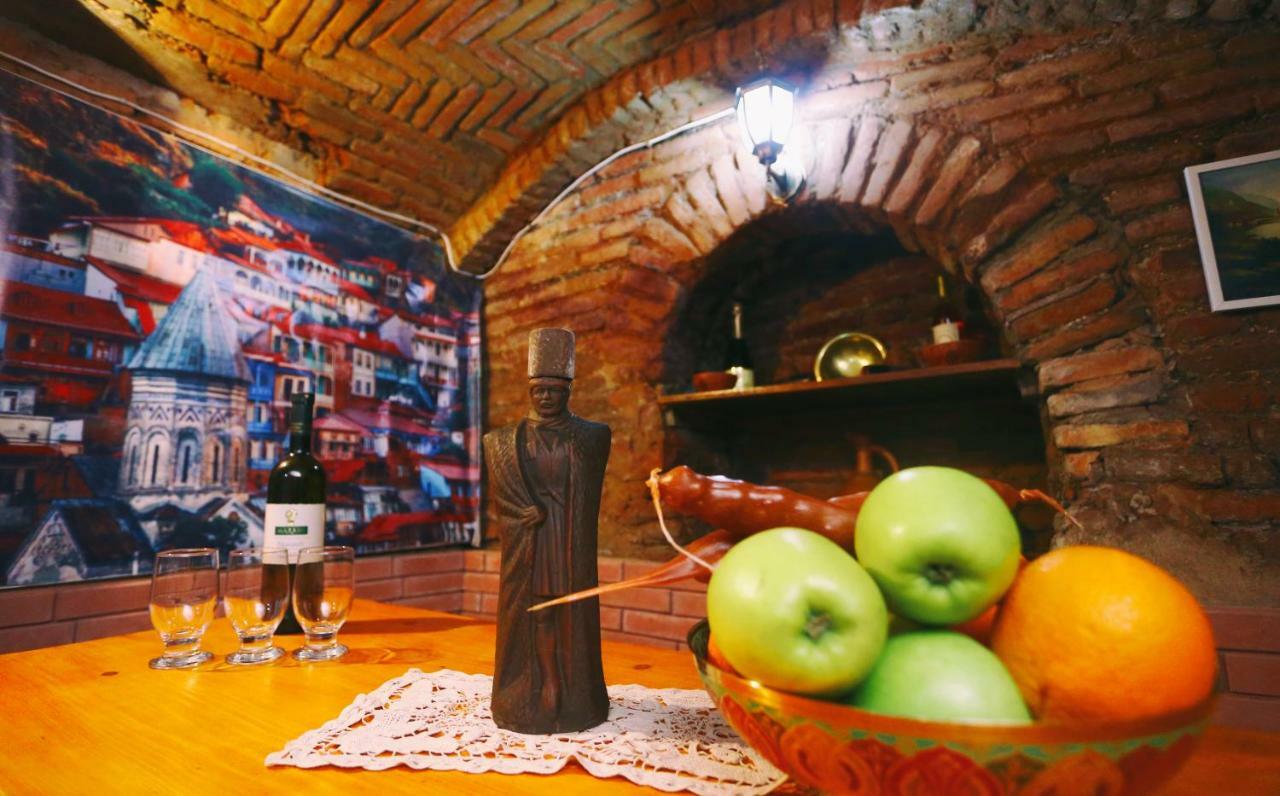 Apartment On Freedom Square Diuma Street Tbilisi Exterior foto